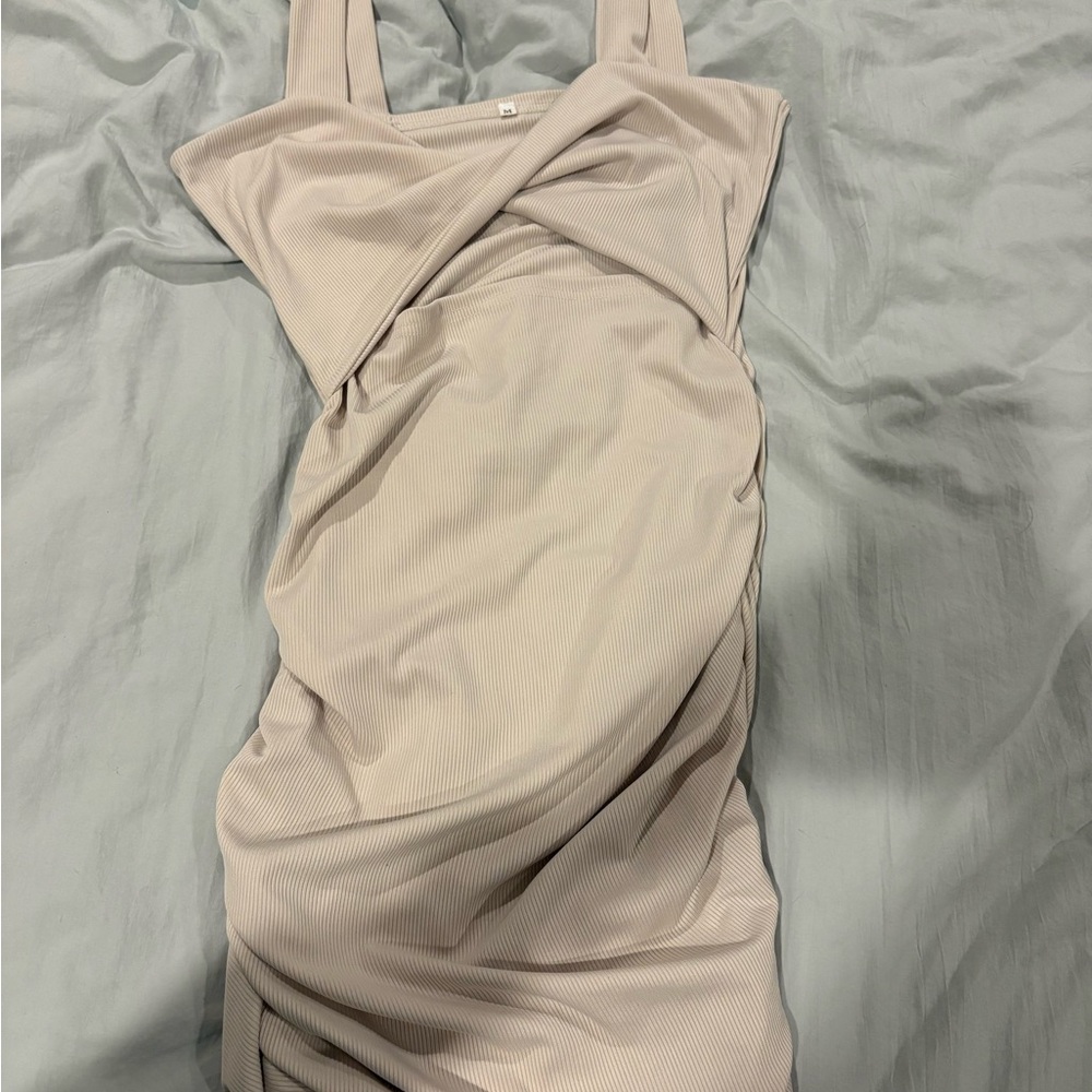 Elegant Cream Sleeveless Dress